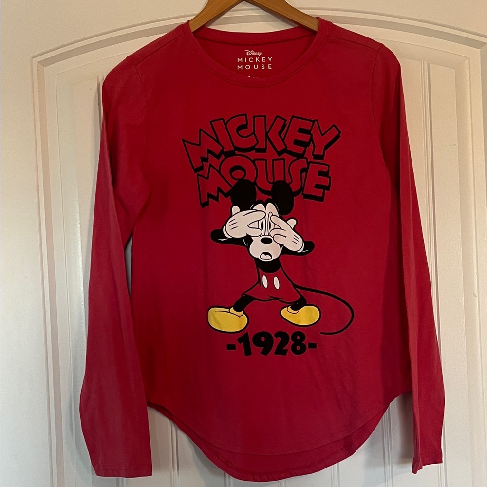 Disney Mickey Mouse long sleeve T Shirt Medium